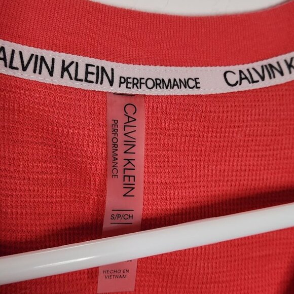 Calvin Klein Woman's Performance Top Size Small - Picture 6 of 6